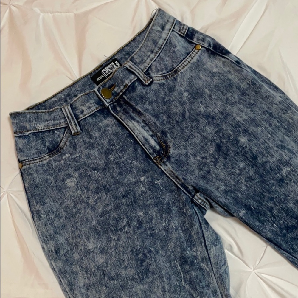 Ardene Premium Denim Acid Wash Jegging